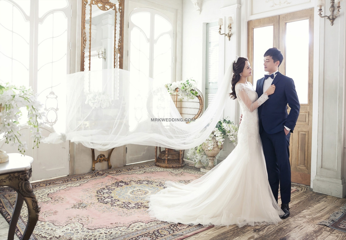 Korea pre Wedding (1).jpg
